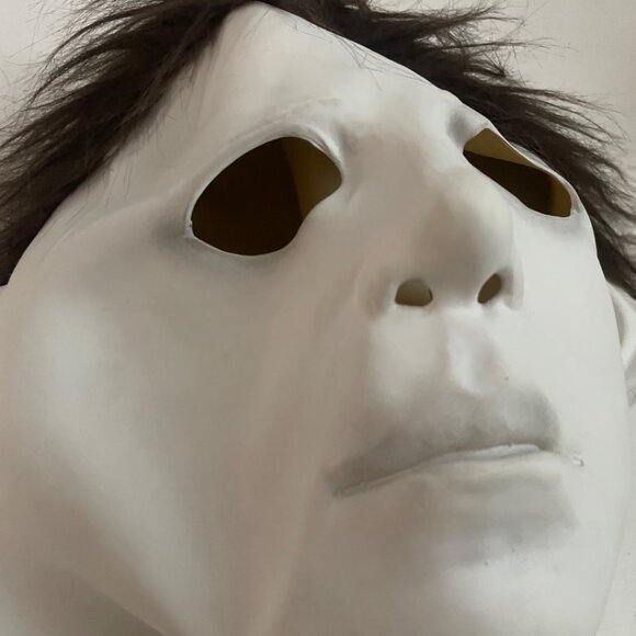 Halloween Michael Myers Style Mask - Picture 2 of 10